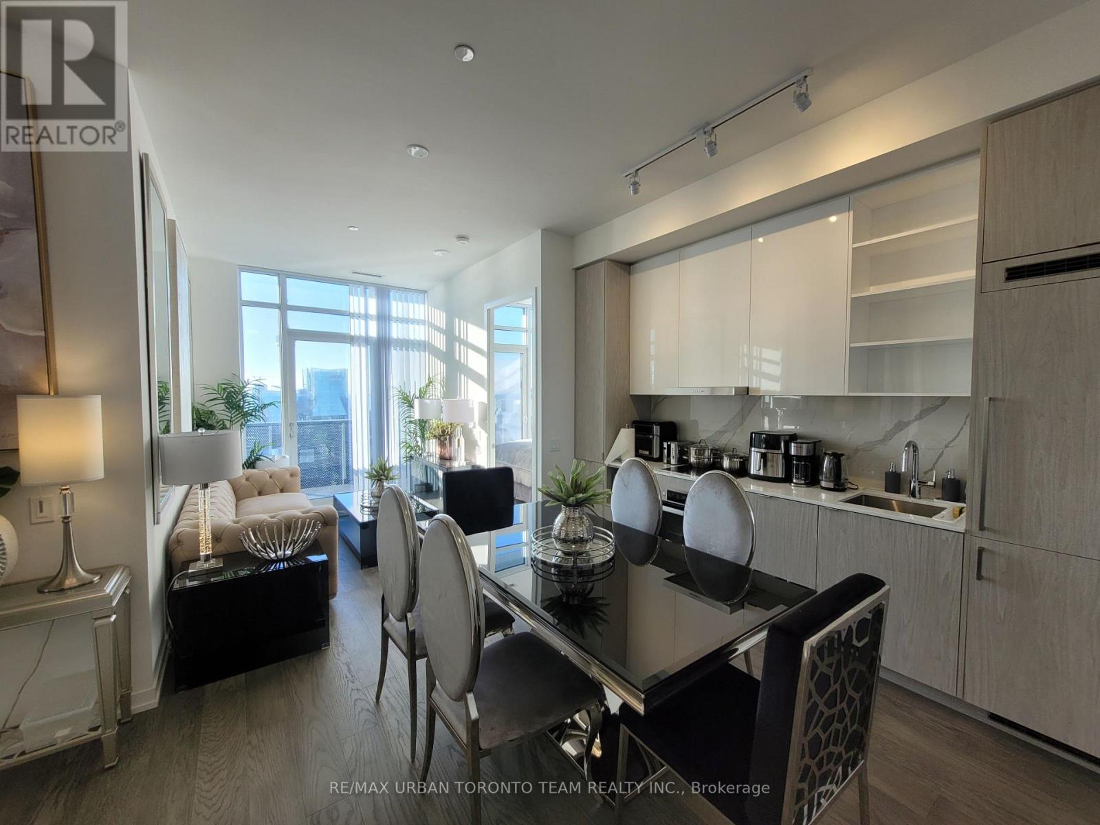 Ph112 - 55 Cooper Street, Toronto, Ontario  M5E 0G1 - Photo 6 - C12594208