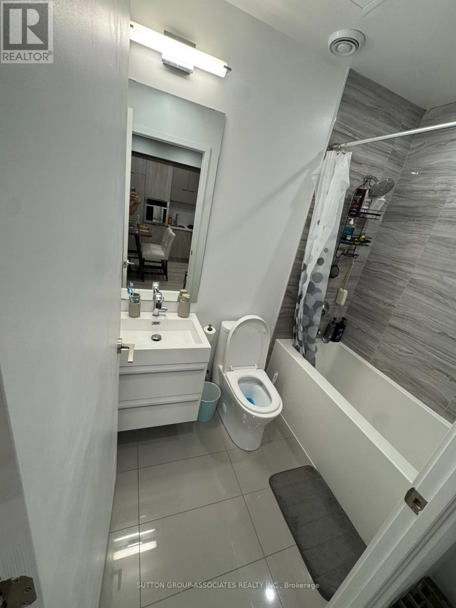 1207 - 39 Roehampton Avenue W, Toronto, Ontario  M4P 0G1 - Photo 21 - C12594262