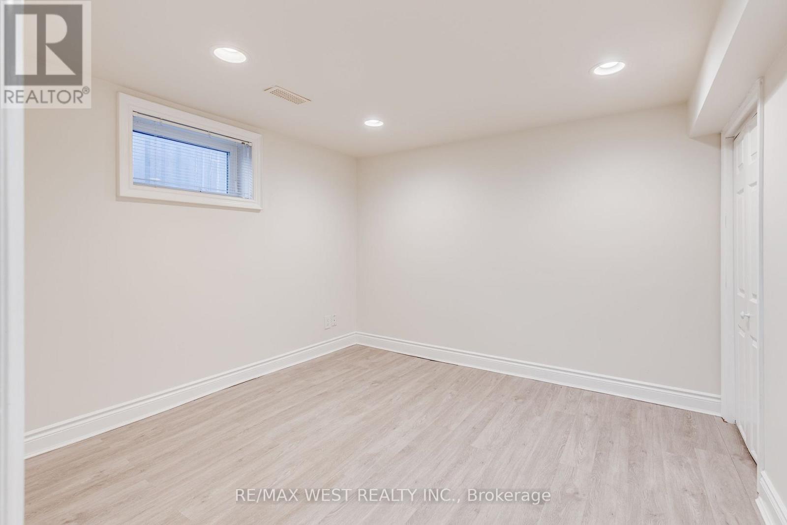 Lower - 606 Conacher Drive, Toronto, Ontario  M2M 3N1 - Photo 13 - C12594310