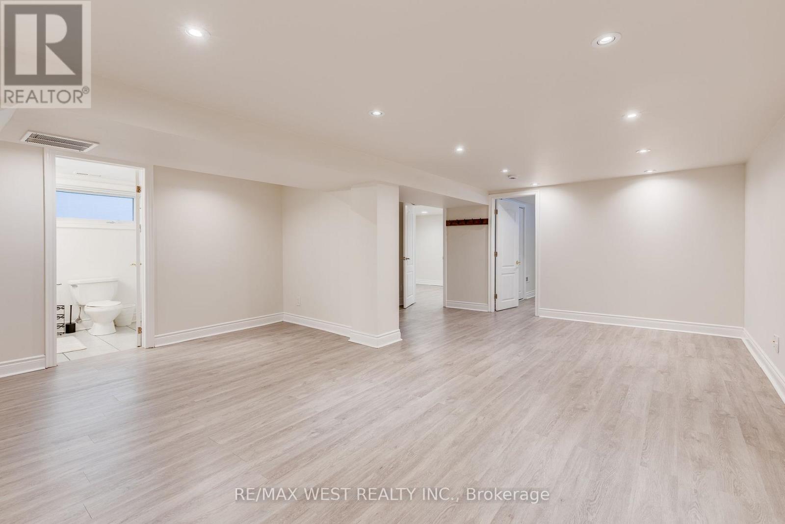 Lower - 606 Conacher Drive, Toronto, Ontario  M2M 3N1 - Photo 3 - C12594310