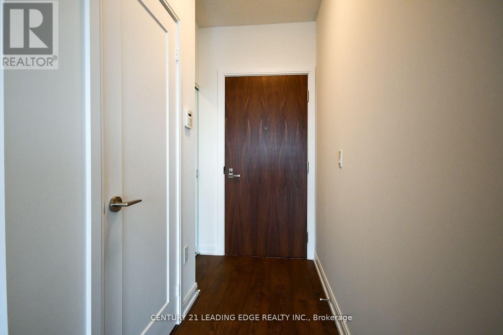 275 Village Green Square, Toronto, Ontario  M1S 0L8 - Photo 3 - E12594294