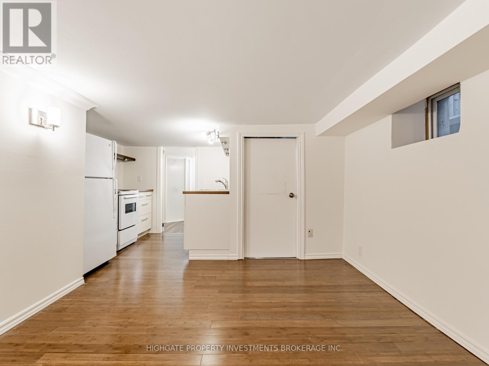 Bsmt - 104 Bertmount Avenue, Toronto, Ontario  M4M 2X9 - Photo 14 - E12594308