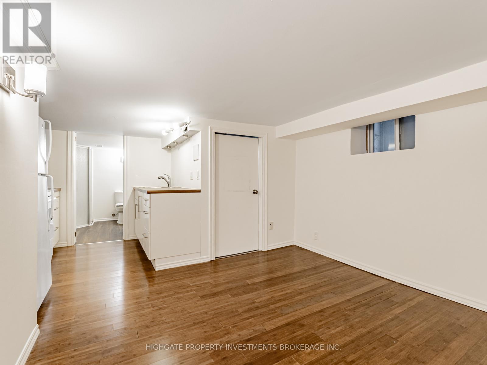 Bsmt - 104 Bertmount Avenue, Toronto, Ontario  M4M 2X9 - Photo 17 - E12594308