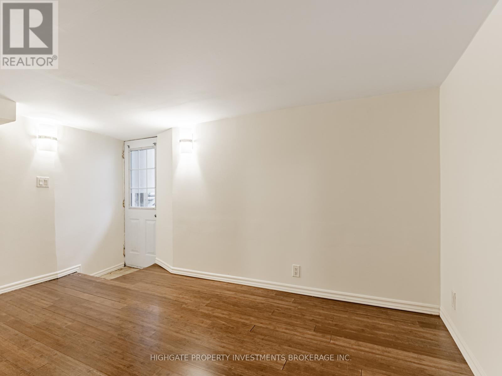 Bsmt - 104 Bertmount Avenue, Toronto, Ontario  M4M 2X9 - Photo 6 - E12594308