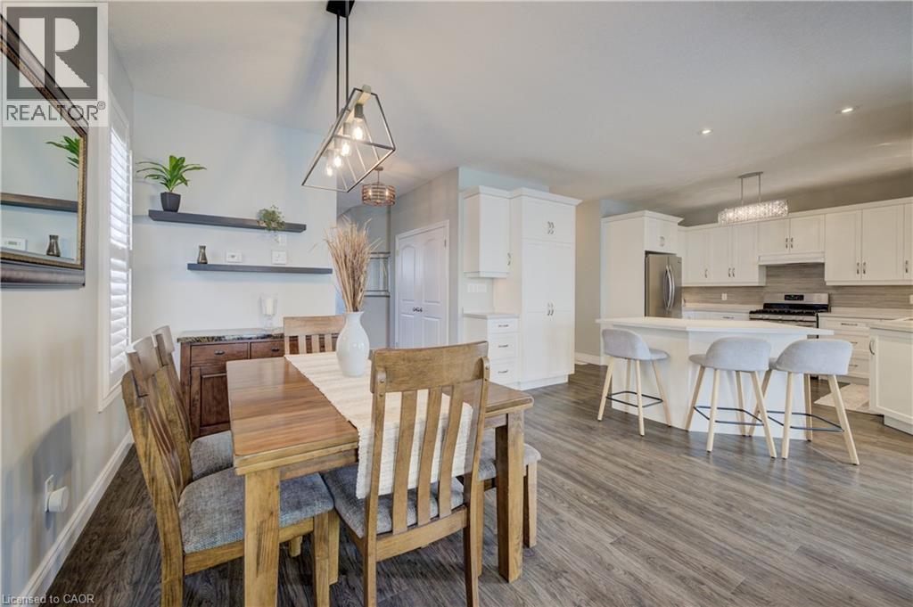 305 Thornhill Place, Waterloo, Ontario N2T 0A9 - Photo 17 - 40774704