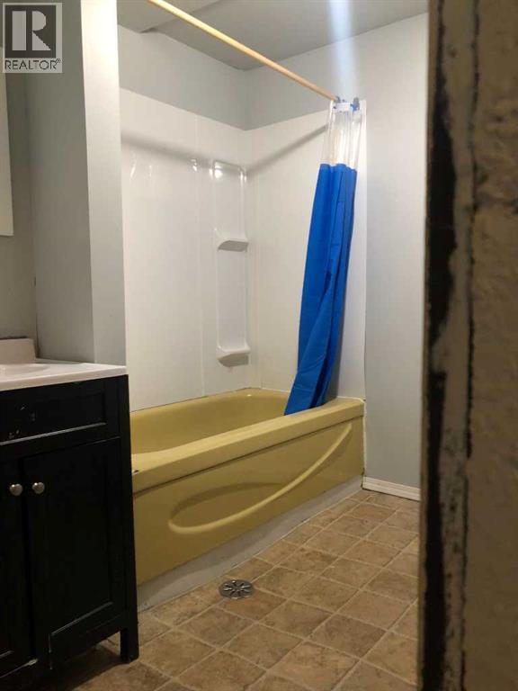 10302 104 Avenue, High Level, Alberta  T0H 1Z0 - Photo 27 - A2252401