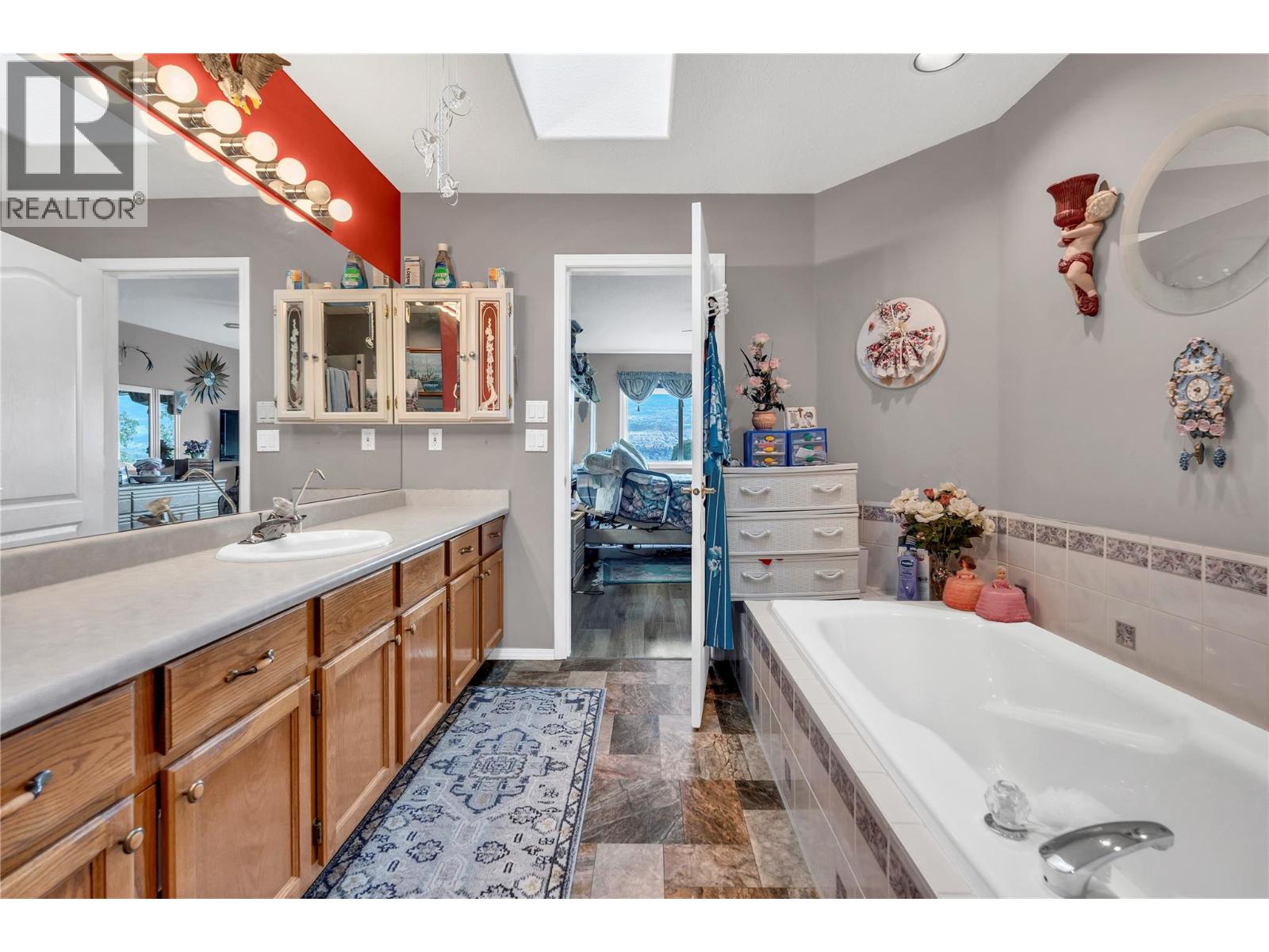 463 Ridge Road, Penticton, British Columbia  V2A 8N7 - Photo 18 - 10369037