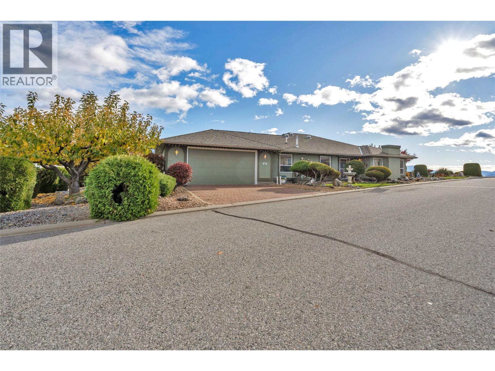 463 Ridge Road, Penticton, British Columbia  V2A 8N7 - Photo 2 - 10369037