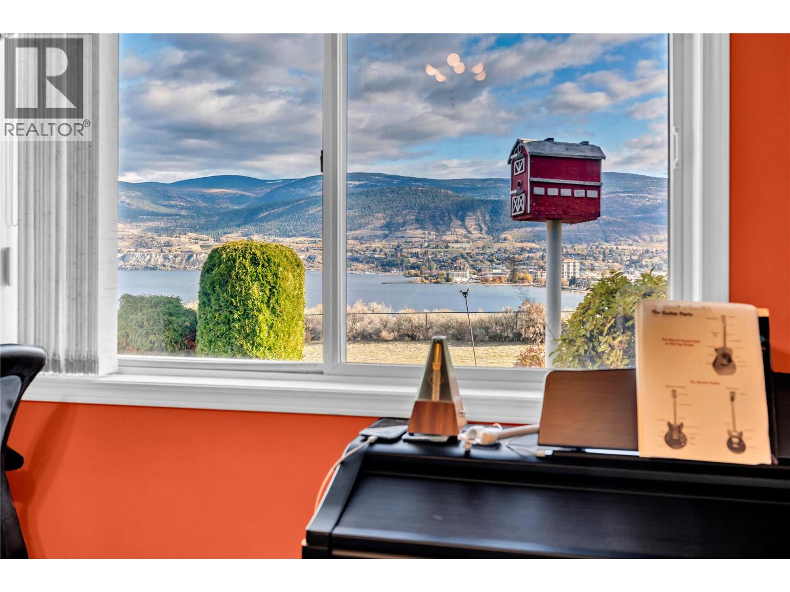 463 Ridge Road, Penticton, British Columbia  V2A 8N7 - Photo 32 - 10369037