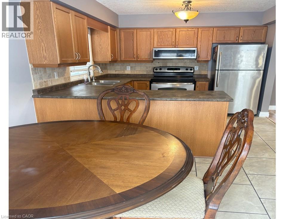 51 Sophia Crescent, Kitchener, Ontario  N2R 1X5 - Photo 10 - 40791575