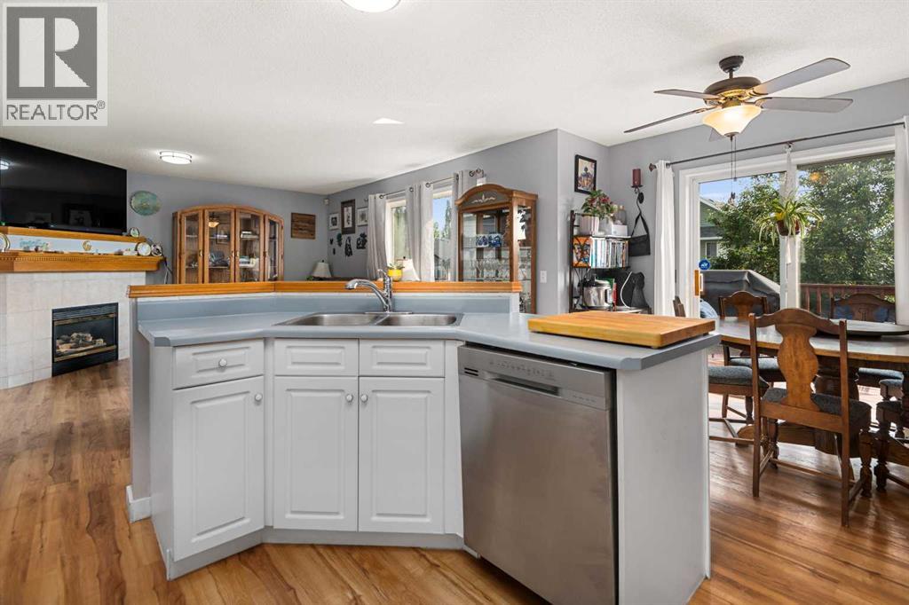 18 Big Springs Hill Se, Airdrie, Alberta  T4A 1M9 - Photo 8 - A2253592