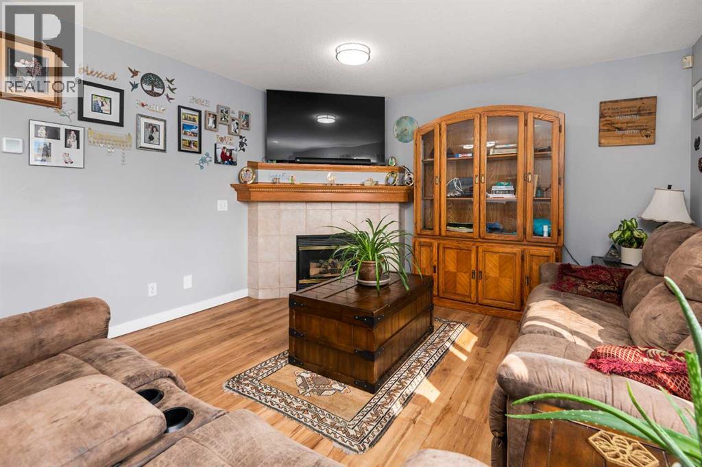 18 Big Springs Hill Se, Airdrie, Alberta  T4A 1M9 - Photo 6 - A2253592