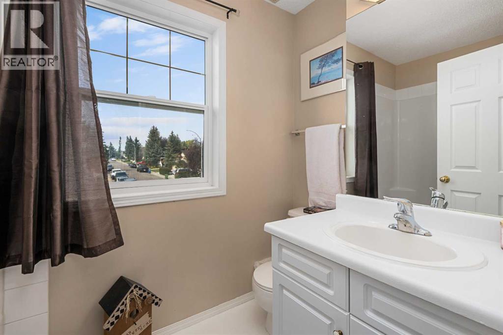 18 Big Springs Hill Se, Airdrie, Alberta  T4A 1M9 - Photo 20 - A2253592