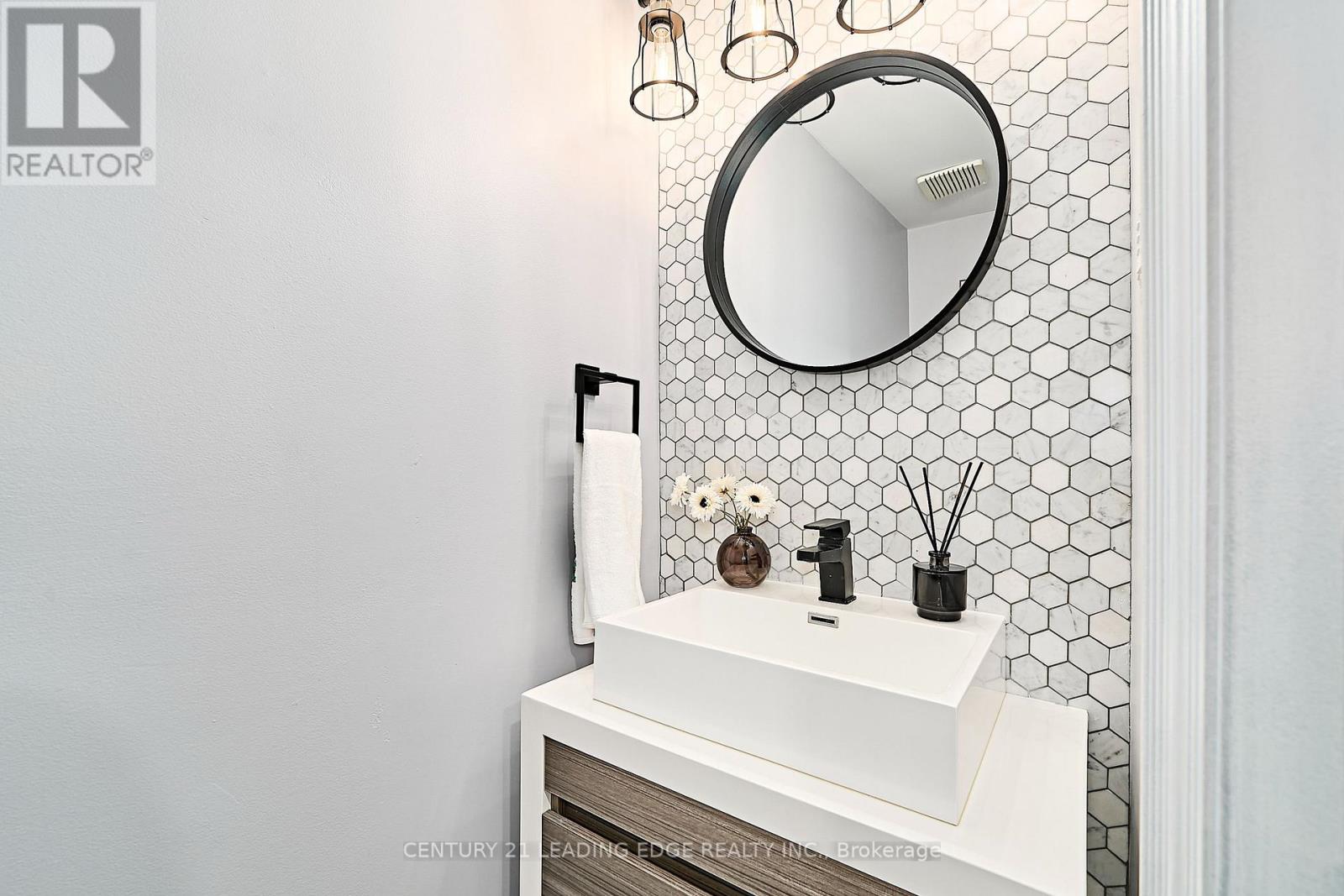 14 Opal Court, Whitchurch-Stouffville, Ontario  L4A 8C2 - Photo 12 - N12594094