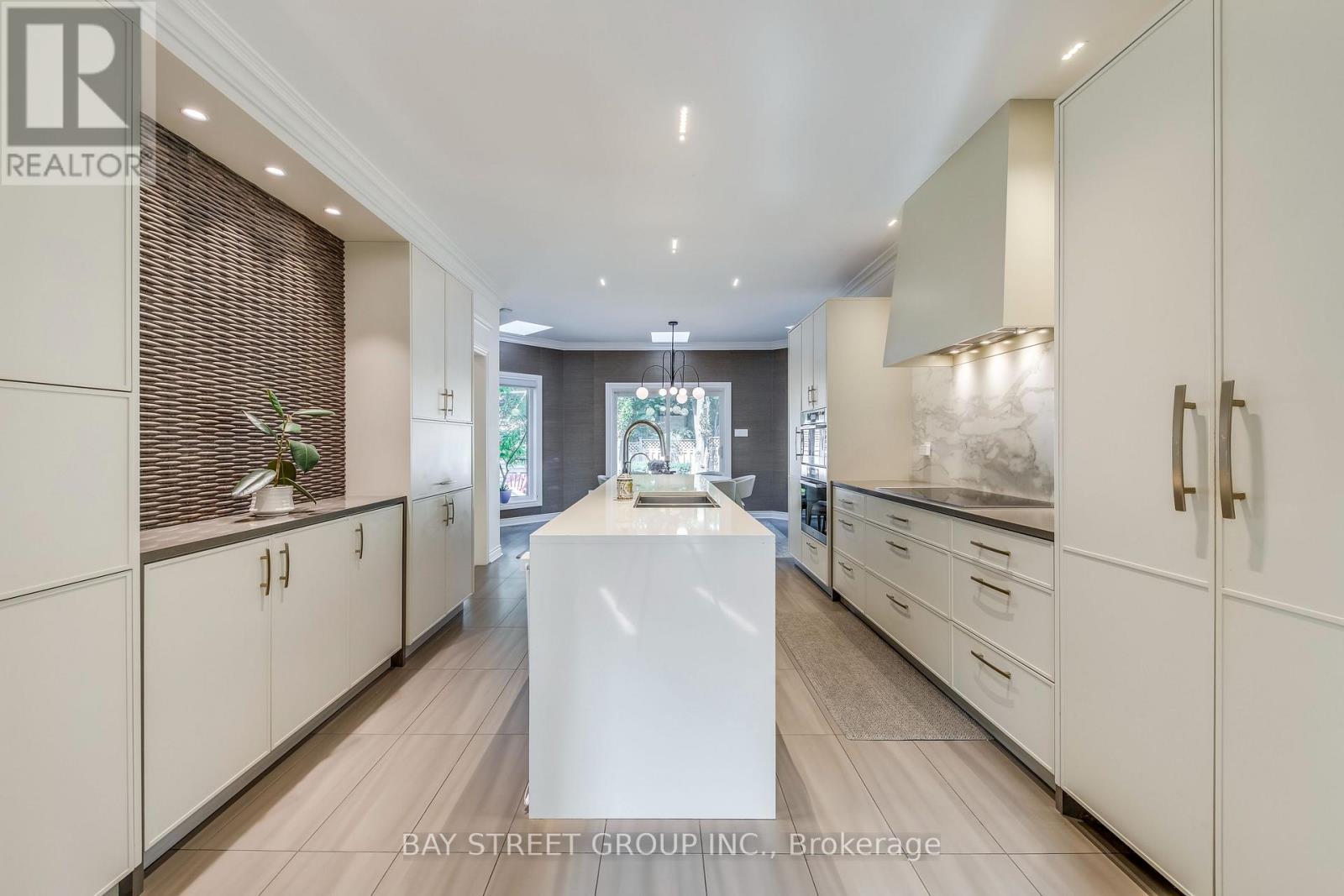 128 Beverley Glen Boulevard, Vaughan, Ontario  L4J 7V2 - Photo 12 - N12594104