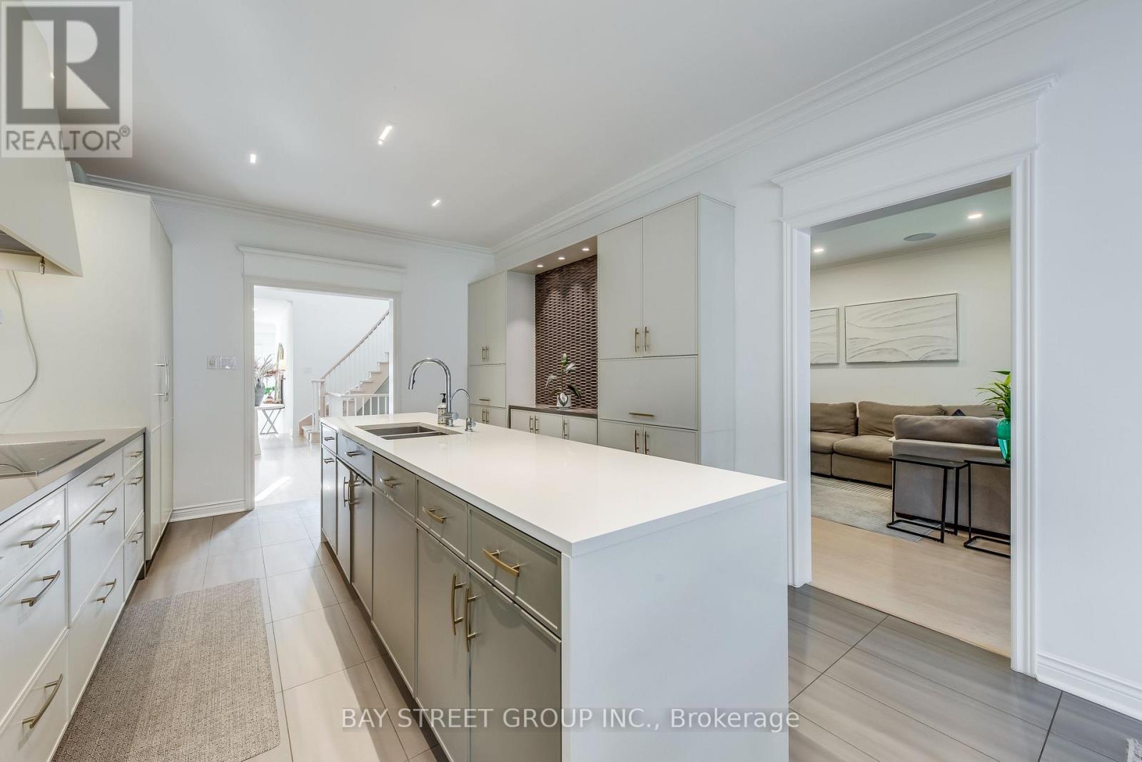 128 Beverley Glen Boulevard, Vaughan, Ontario  L4J 7V2 - Photo 15 - N12594104