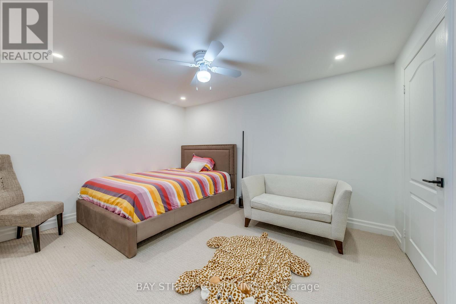 128 Beverley Glen Boulevard, Vaughan, Ontario  L4J 7V2 - Photo 38 - N12594104