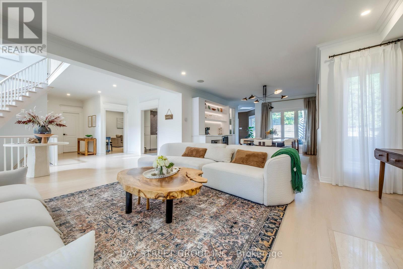 128 Beverley Glen Boulevard, Vaughan, Ontario  L4J 7V2 - Photo 9 - N12594104