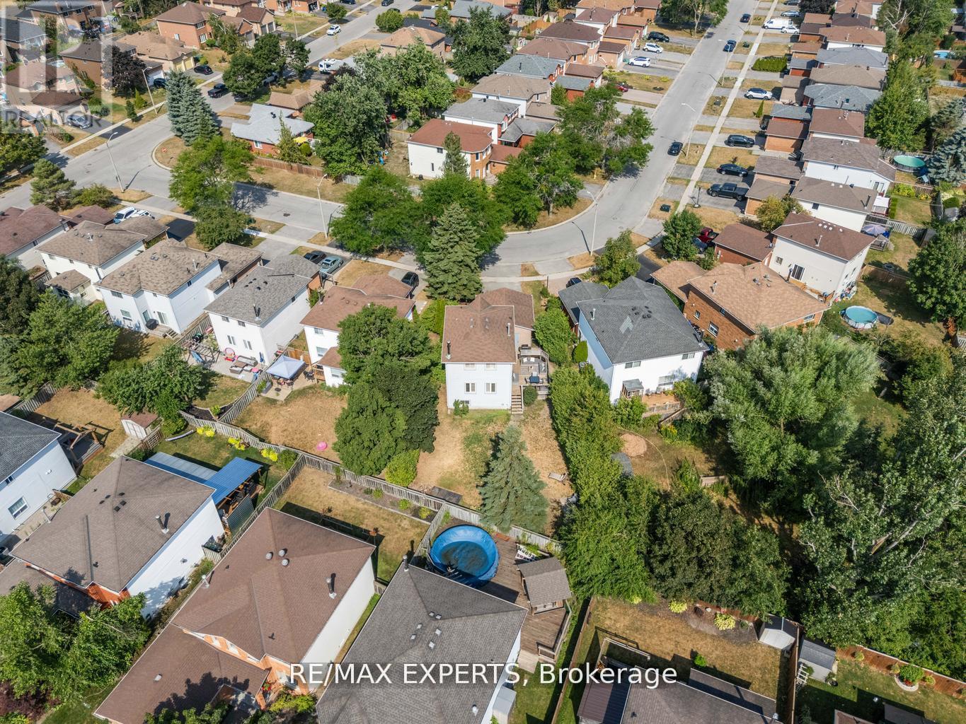 11 Penton Drive, Barrie, Ontario  L4N 7A3 - Photo 30 - S12594202