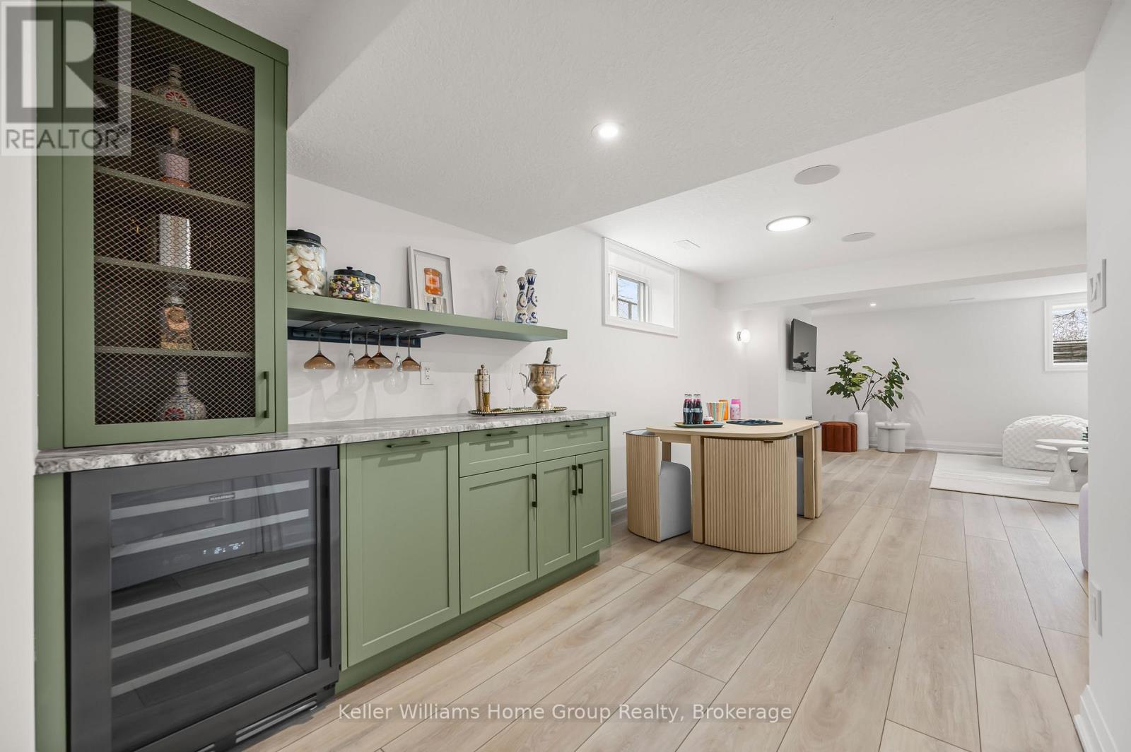 35 Halls Drive, Centre Wellington, Ontario  N0B 1S0 - Photo 37 - X12084280