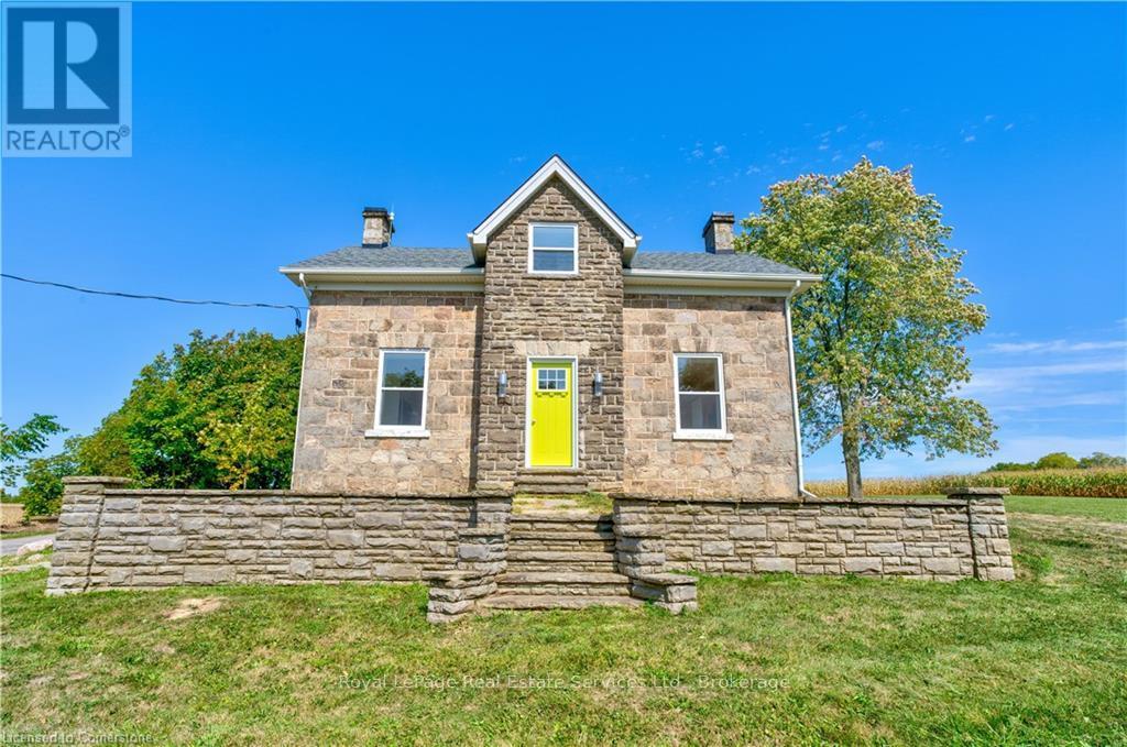 1748 Centre Road, Hamilton, Ontario  L8N 2Z7 - Photo 5 - X12594402