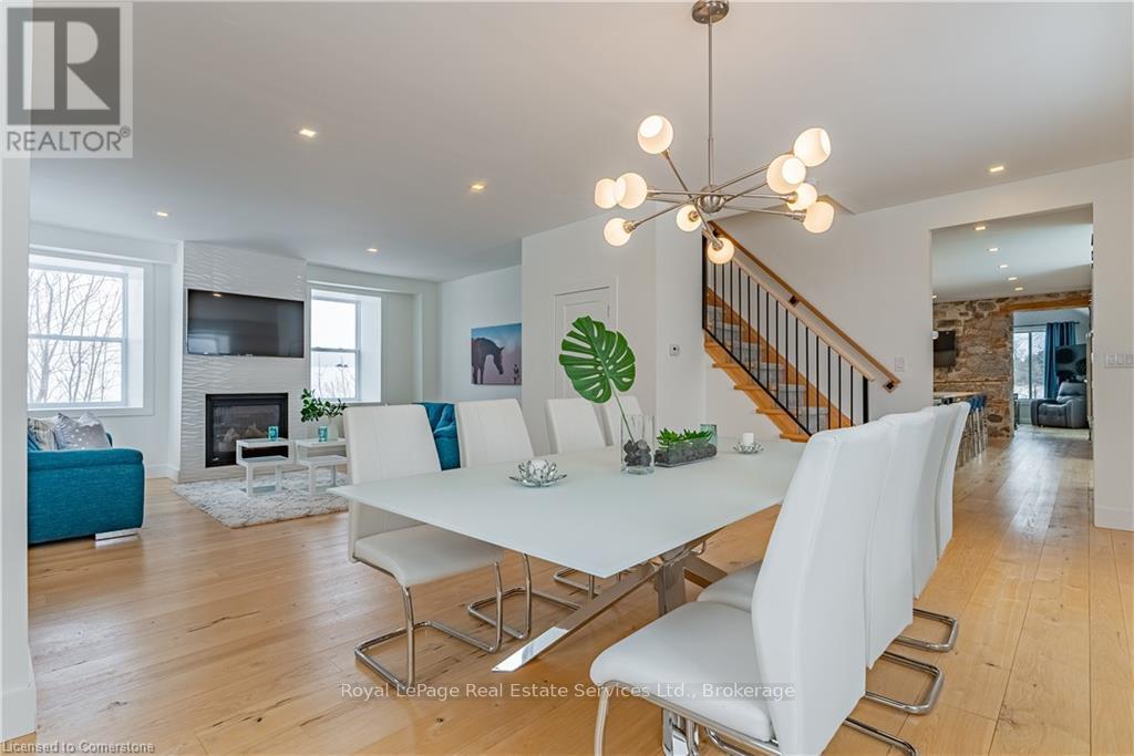 1748 Centre Road, Hamilton, Ontario  L8N 2Z7 - Photo 12 - X12594404