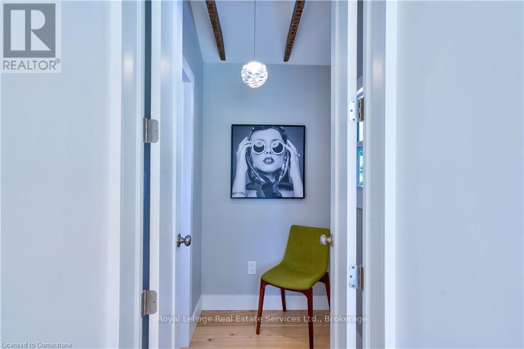 1748 Centre Road, Hamilton, Ontario  L8N 2Z7 - Photo 15 - X12594404