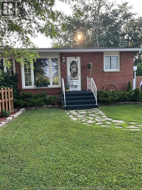 5352 Huron Church, Lasalle, Ontario  N9H 1H6 - Photo 2 - 25030985