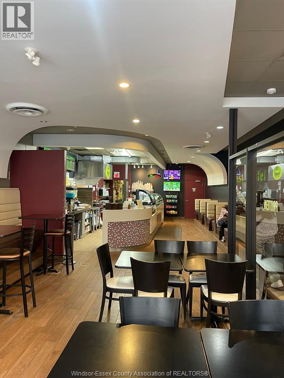 357 Ouellette, Windsor, Ontario  N9A 4J1 - Photo 2 - 25030938