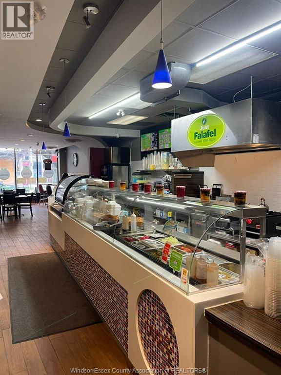 357 Ouellette, Windsor, Ontario  N9A 4J1 - Photo 3 - 25030938