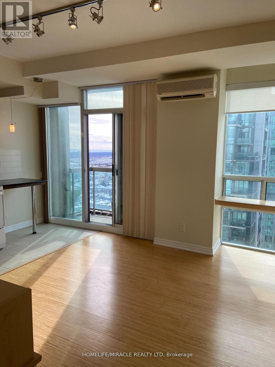 3305 - 3504 Hurontario Street, Mississauga, Ontario  L5B 0B9 - Photo 7 - W12594100