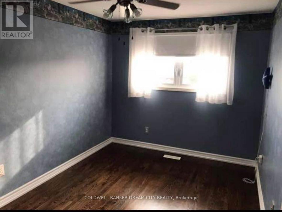 8 Maplehurst Square, Brampton, Ontario  L6Z 1J6 - Photo 12 - W12594120