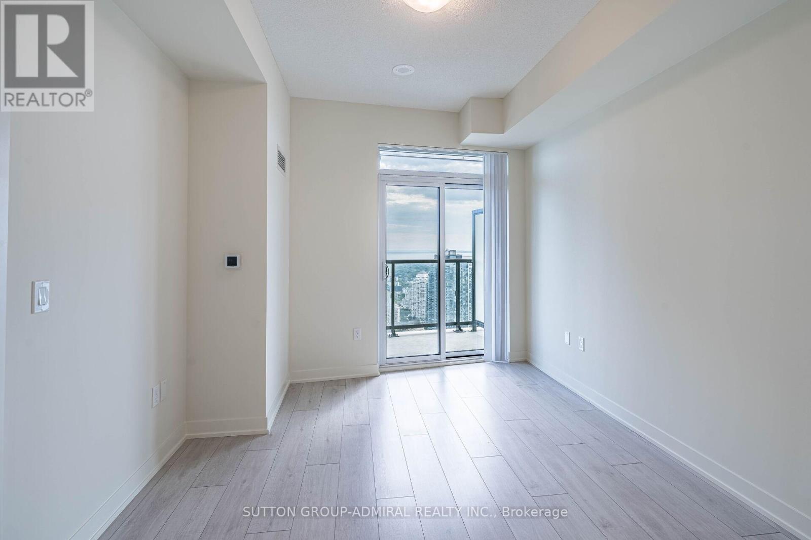 5006 - 38 Annie Craig Drive, Toronto, Ontario  M8V 0G9 - Photo 8 - W12594128