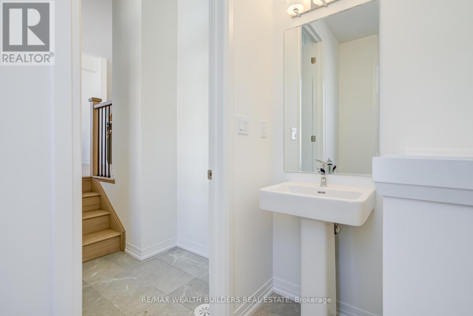 1 Kings Hill Drive, Brampton, Ontario  L7A 0B8 - Photo 35 - W12594162