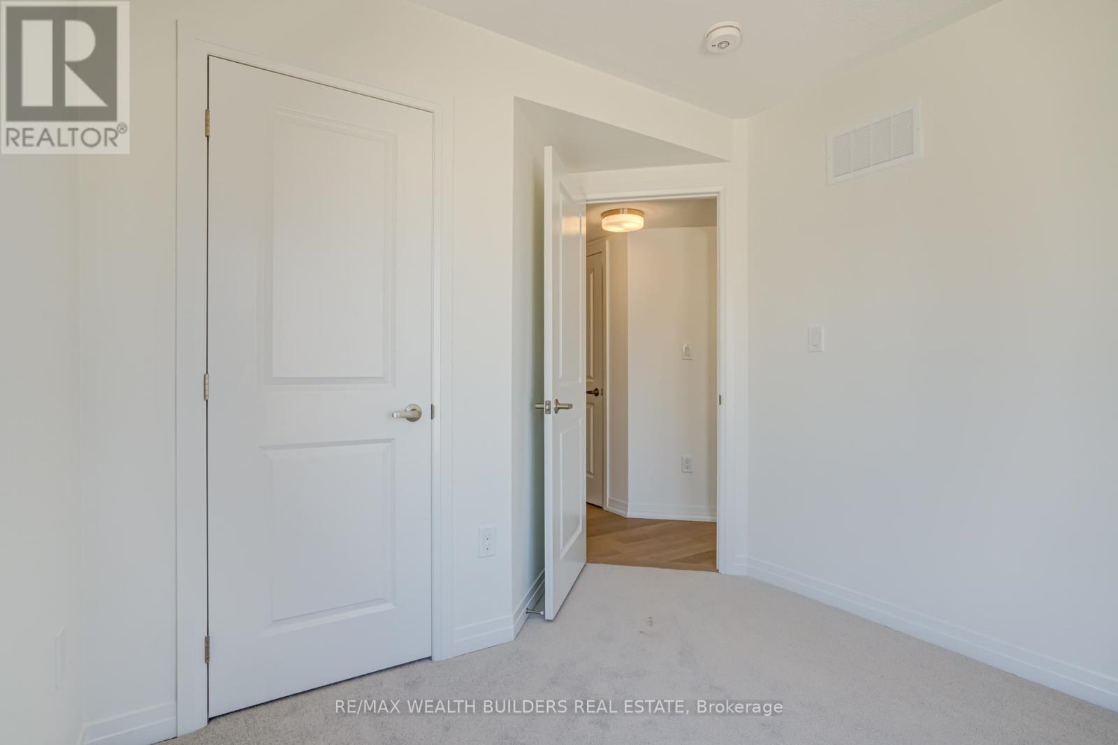 1 Kings Hill Drive, Brampton, Ontario  L7A 0B8 - Photo 46 - W12594162