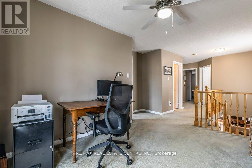 46 Livingston Road, Milton, Ontario  L9T 6B7 - Photo 19 - W12594170