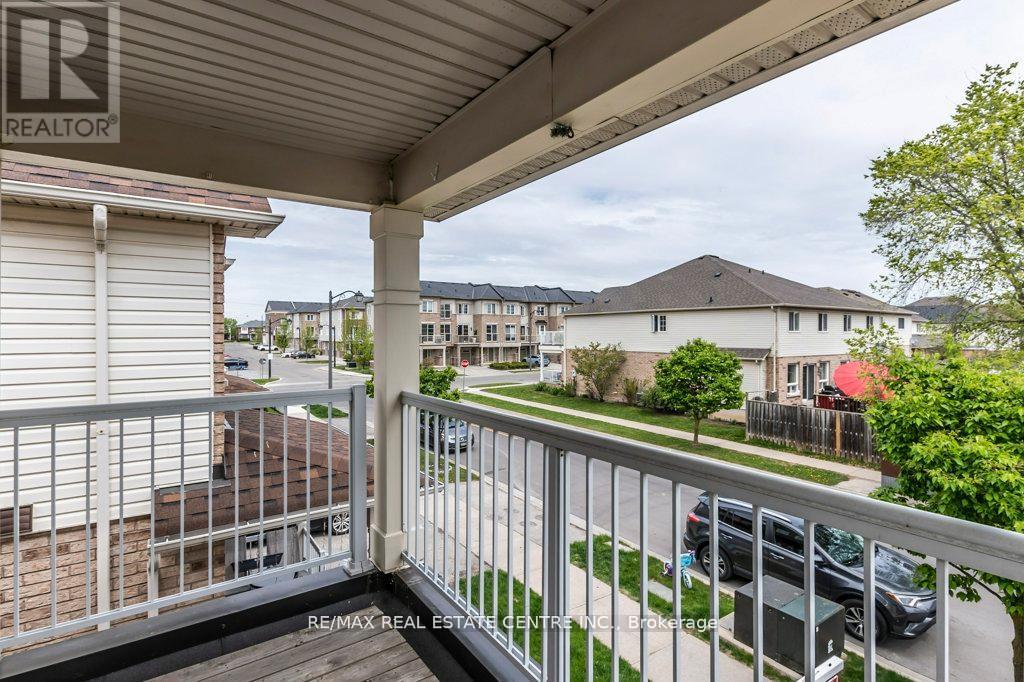 46 Livingston Road, Milton, Ontario  L9T 6B7 - Photo 33 - W12594170