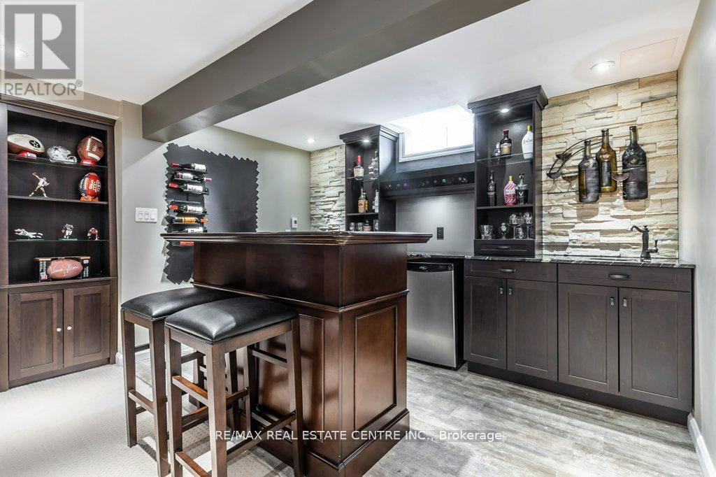 46 Livingston Road, Milton, Ontario  L9T 6B7 - Photo 40 - W12594170