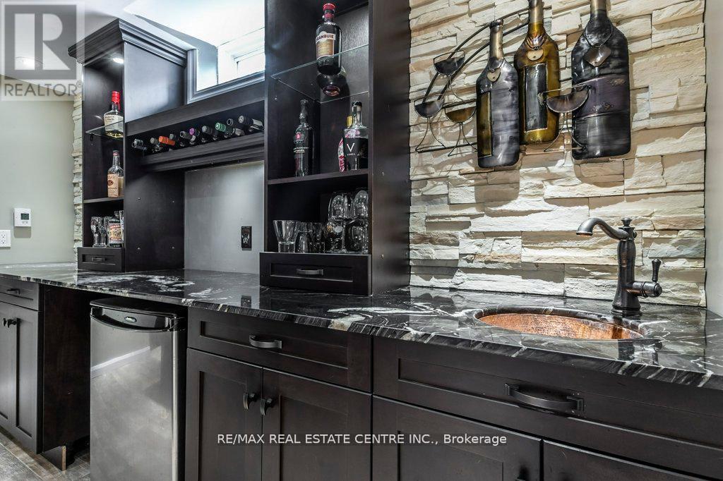 46 Livingston Road, Milton, Ontario  L9T 6B7 - Photo 41 - W12594170