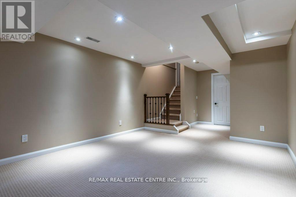 46 Livingston Road, Milton, Ontario  L9T 6B7 - Photo 43 - W12594170