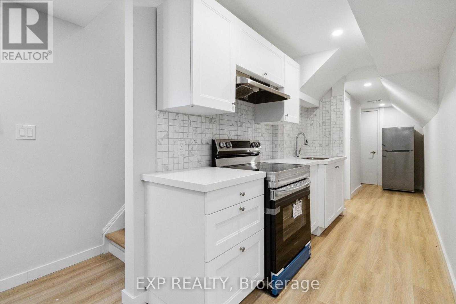 Basmt - 397 Scott Boulevard, Milton, Ontario  L9T 0T0 - Photo 11 - W12594190