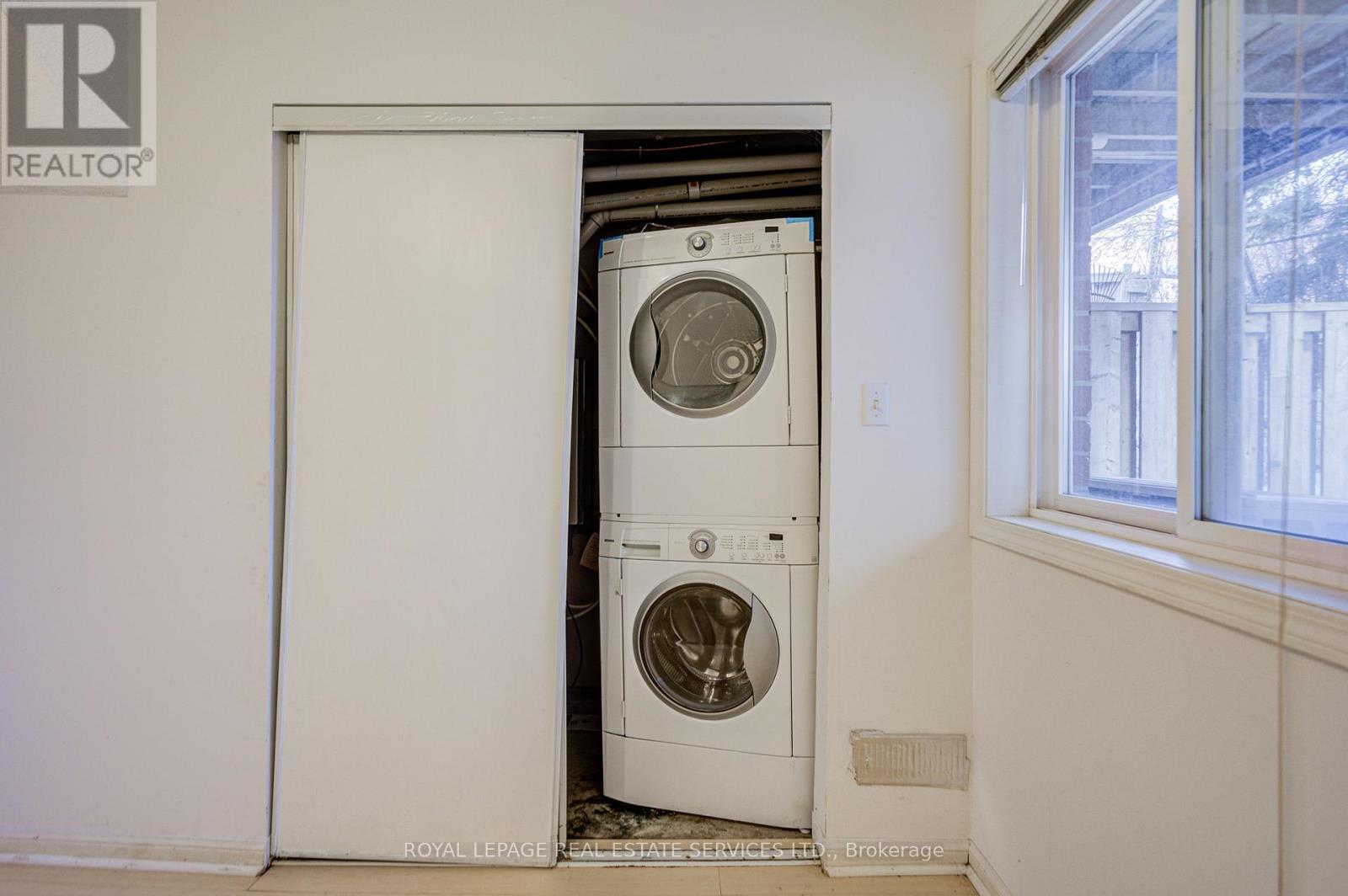 27 - 4991 Rathkeale Road, Mississauga, Ontario  L5V 2G9 - Photo 10 - W12594192