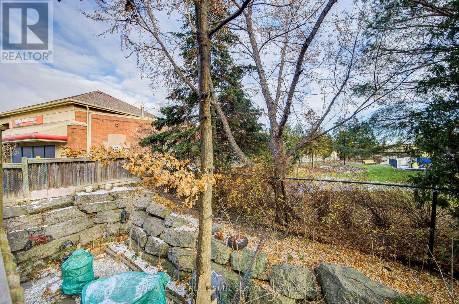 27 - 4991 Rathkeale Road, Mississauga, Ontario  L5V 2G9 - Photo 45 - W12594192