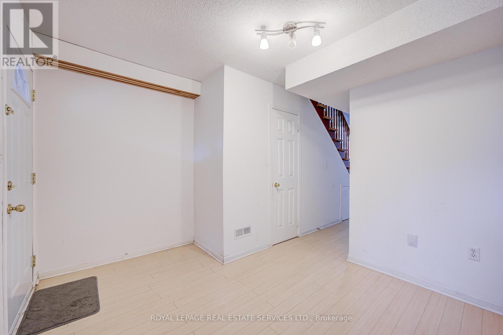 27 - 4991 Rathkeale Road, Mississauga, Ontario  L5V 2G9 - Photo 8 - W12594192