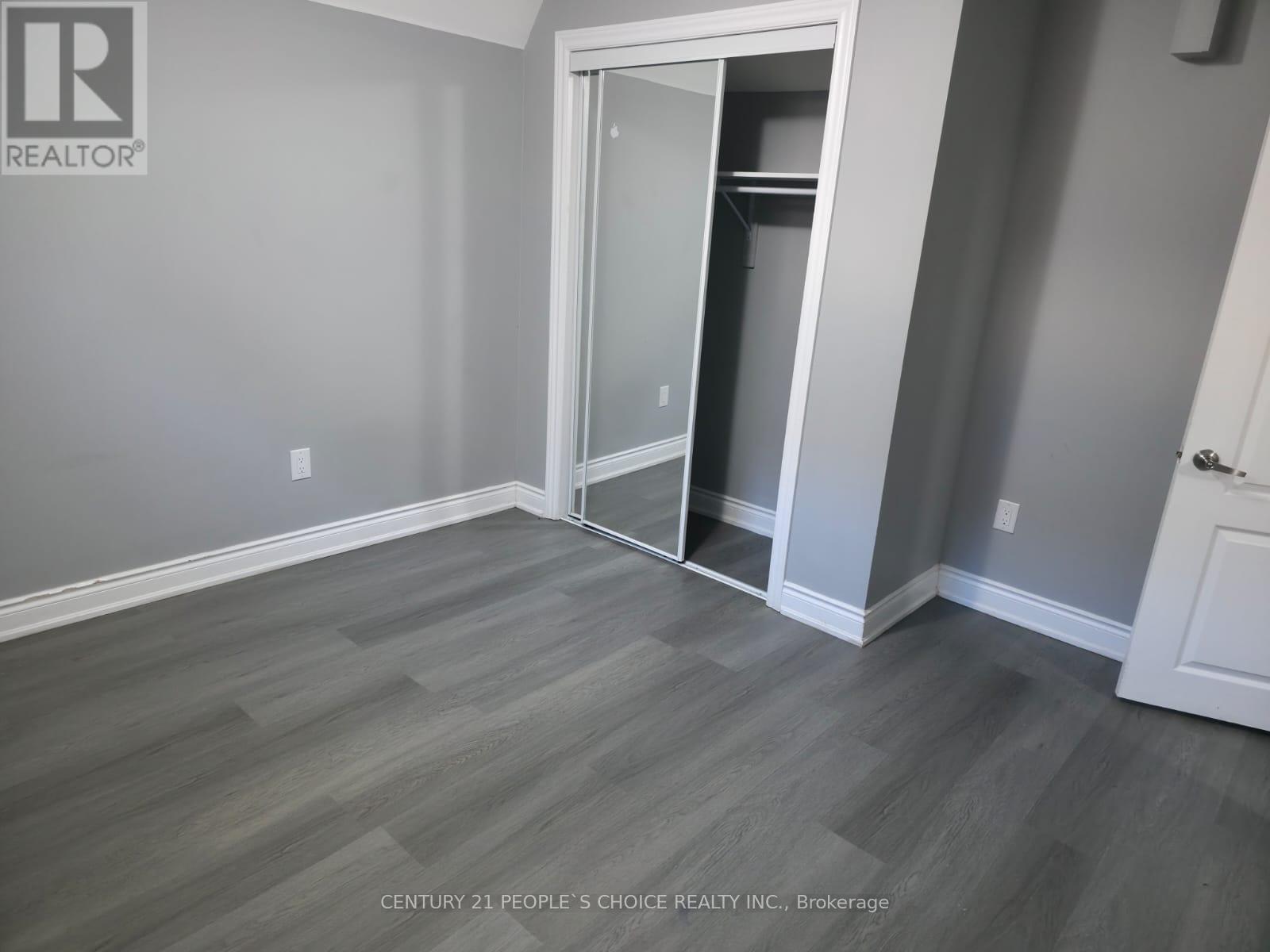 32 Nightjar Drive, Brampton, Ontario  L7A 5A1 - Photo 5 - W12594206