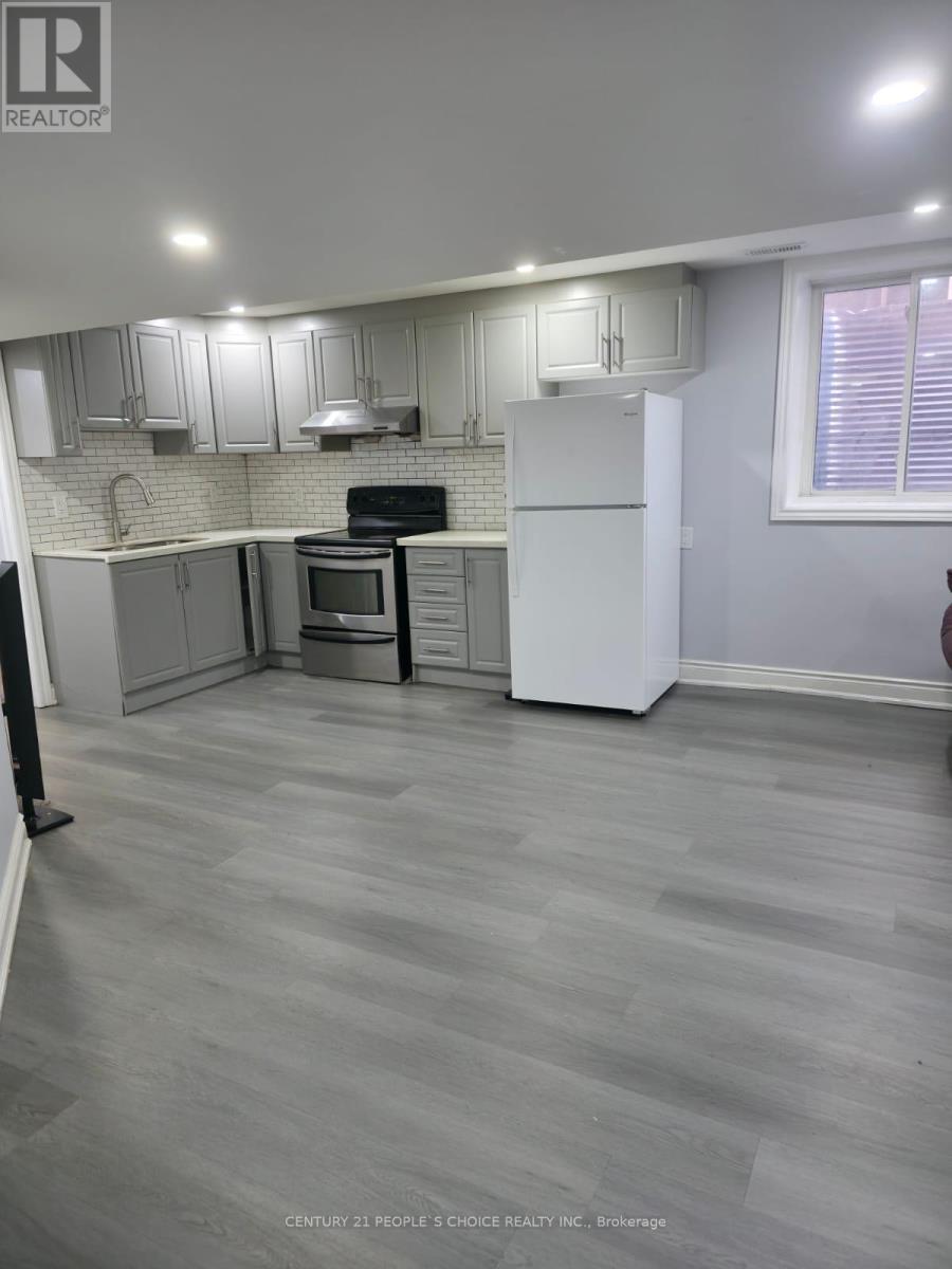 32 Nightjar Drive, Brampton, Ontario  L7A 5A1 - Photo 8 - W12594206