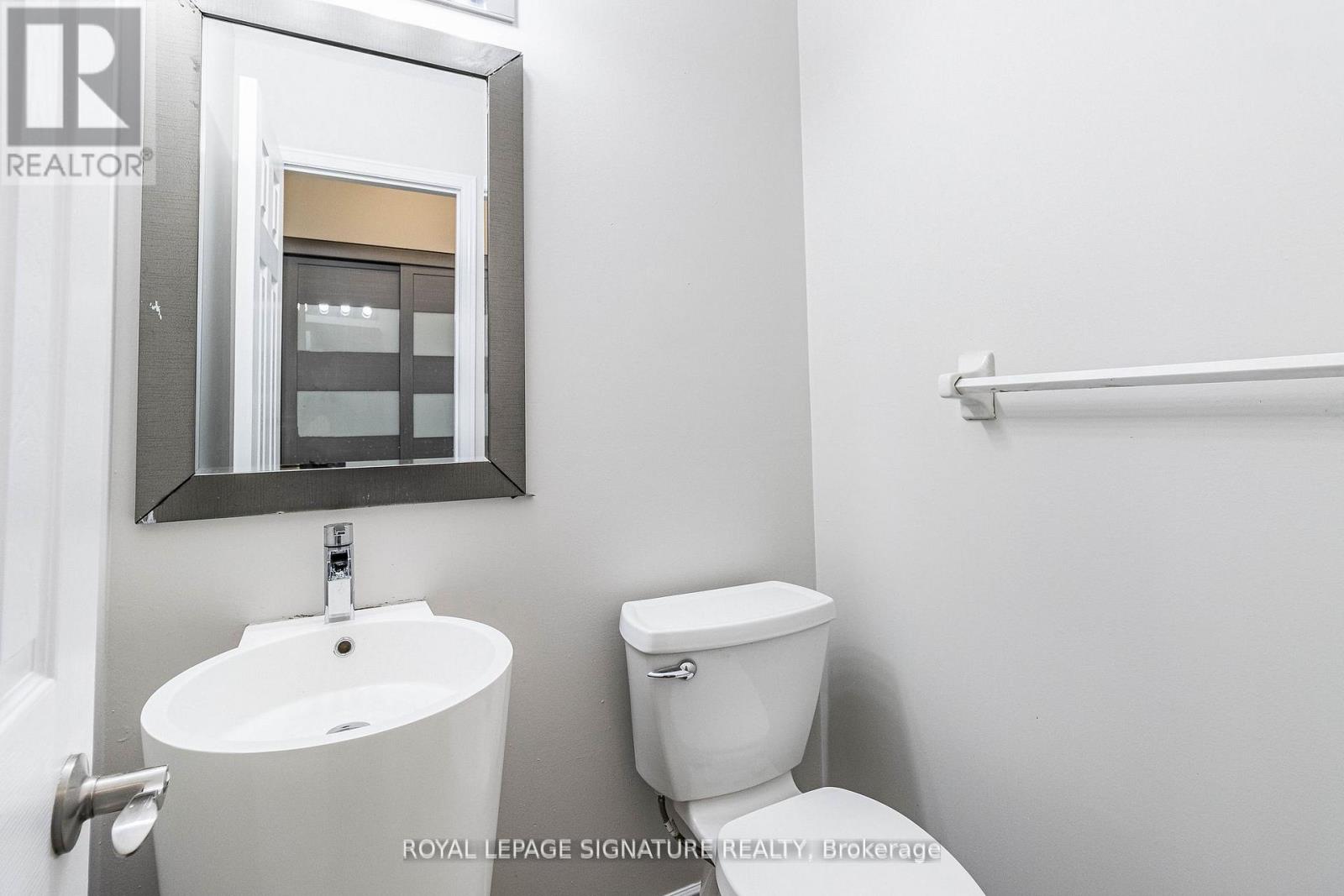 37 Richwood Crescent, Brampton, Ontario  L6X 4K8 - Photo 16 - W12594212