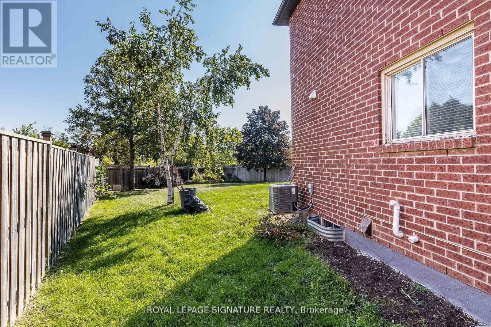 37 Richwood Crescent, Brampton, Ontario  L6X 4K8 - Photo 34 - W12594212