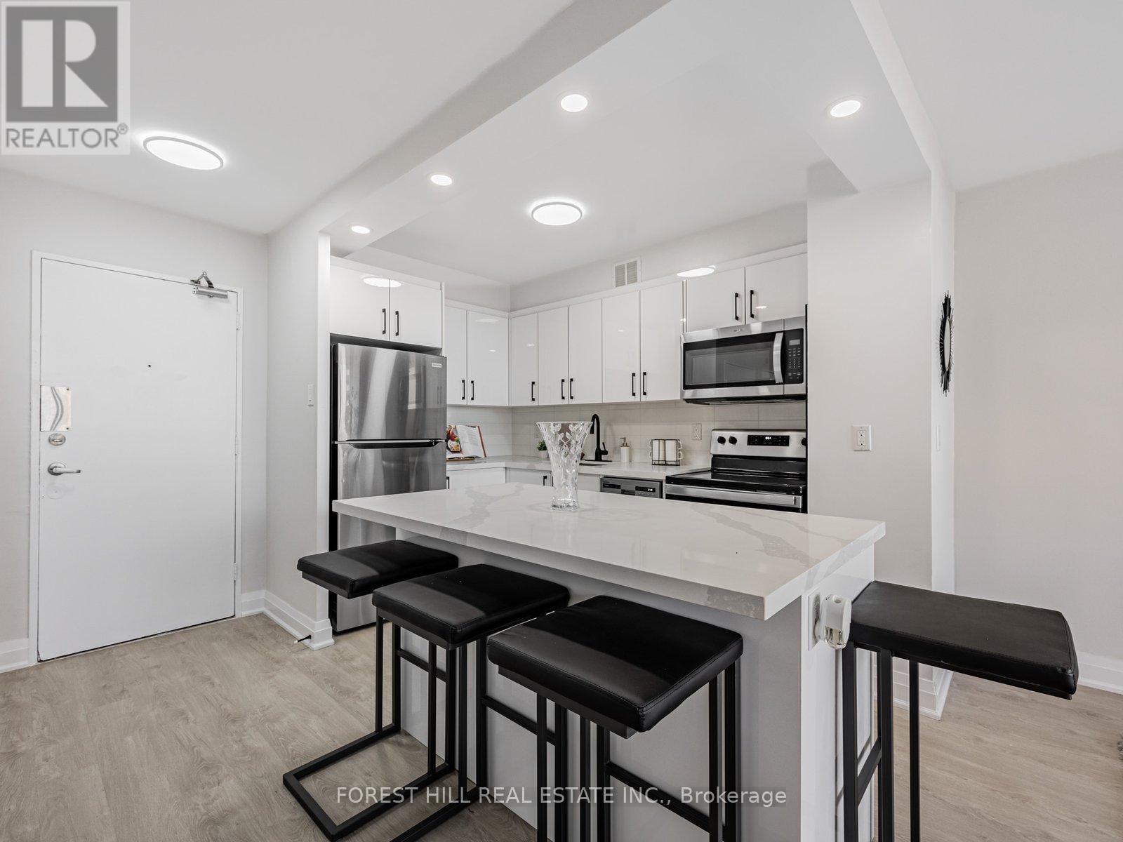 1918 - 377 Ridelle Avenue, Toronto, Ontario  M6B 1K2 - Photo 7 - W12594216