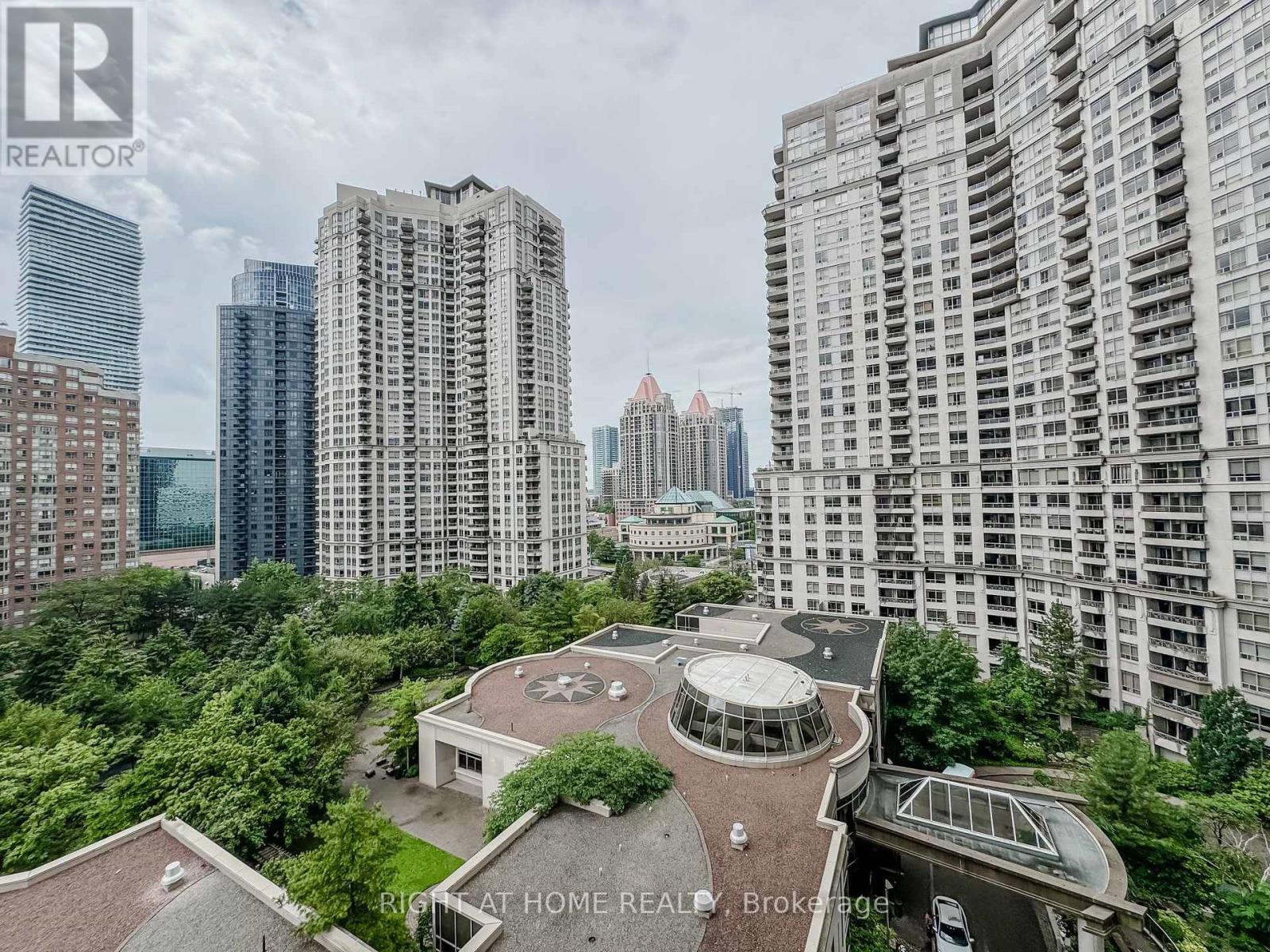 1118 - 3880 Duke Of York Boulevard, Mississauga, Ontario  L5B 4M7 - Photo 18 - W12594220